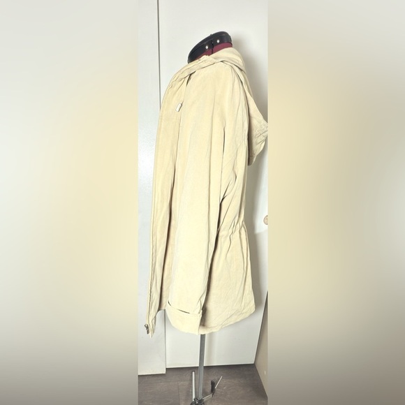 London Fog Women's Beige Hooded Utility Jacket - Picture 4 of 7